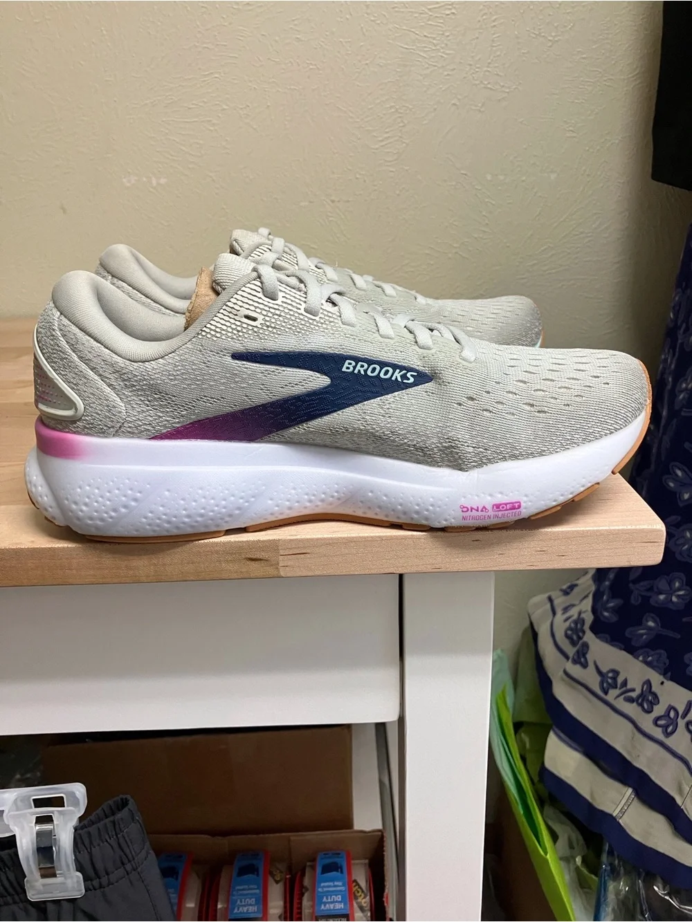 Brooks Ghost Women's Running Shoes - Light Gray with Pink & Teal Accents